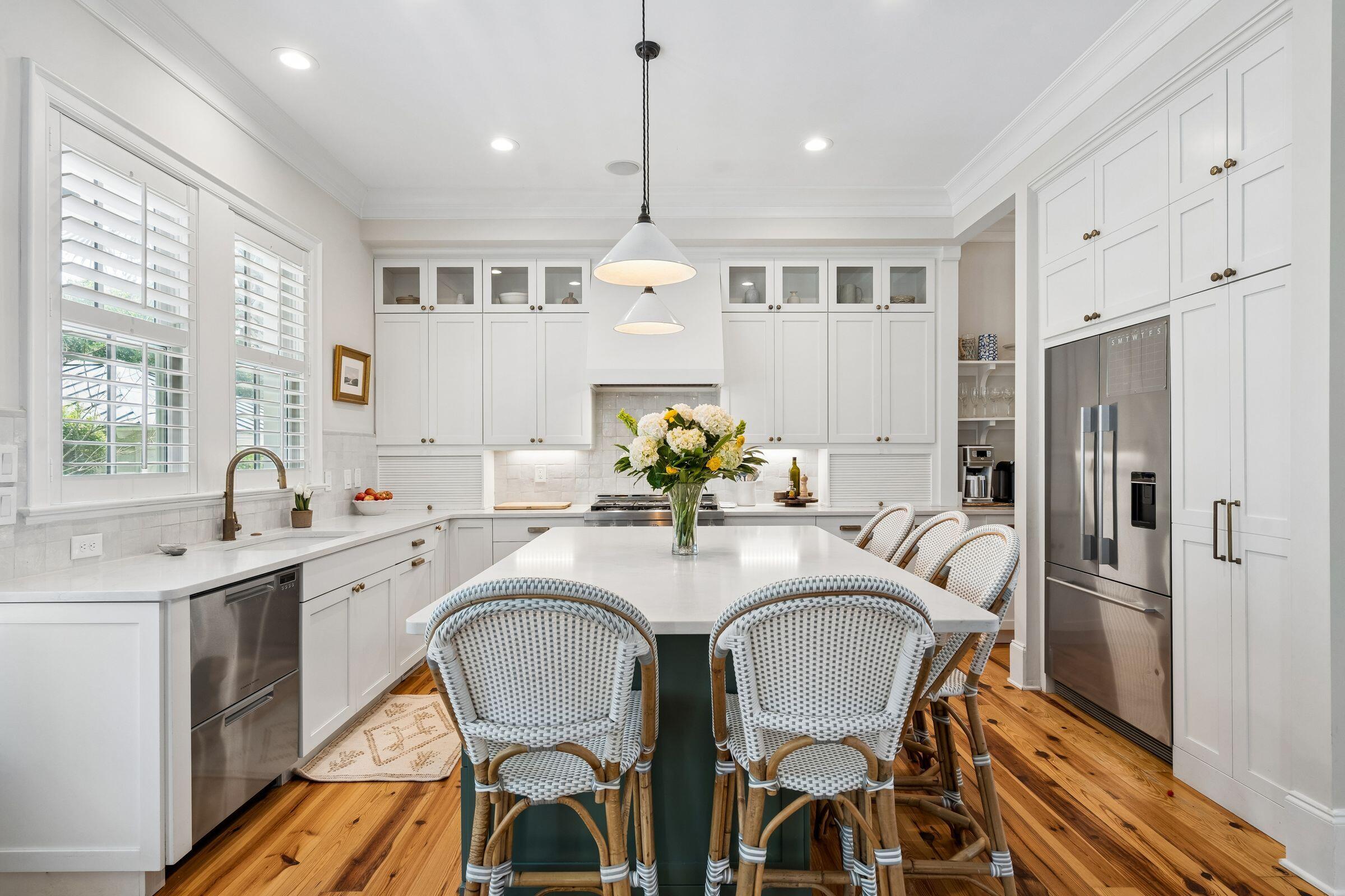 600 Galera Lane Mount Pleasant, SC 29464 - Photo 27 of 118 Kitchen