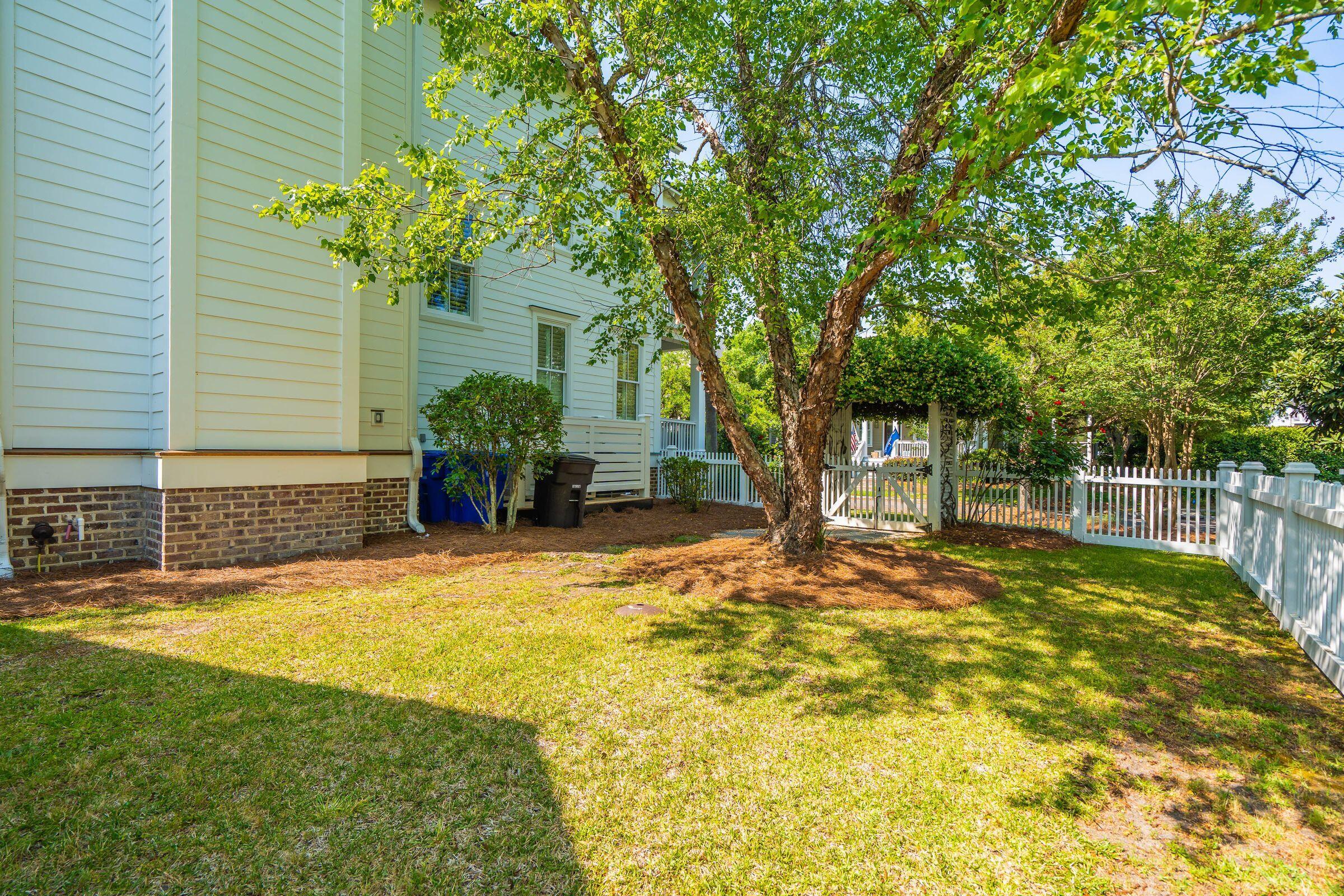 600 Galera Lane Mount Pleasant, SC 29464 - Photo 96 of 118 Yard
