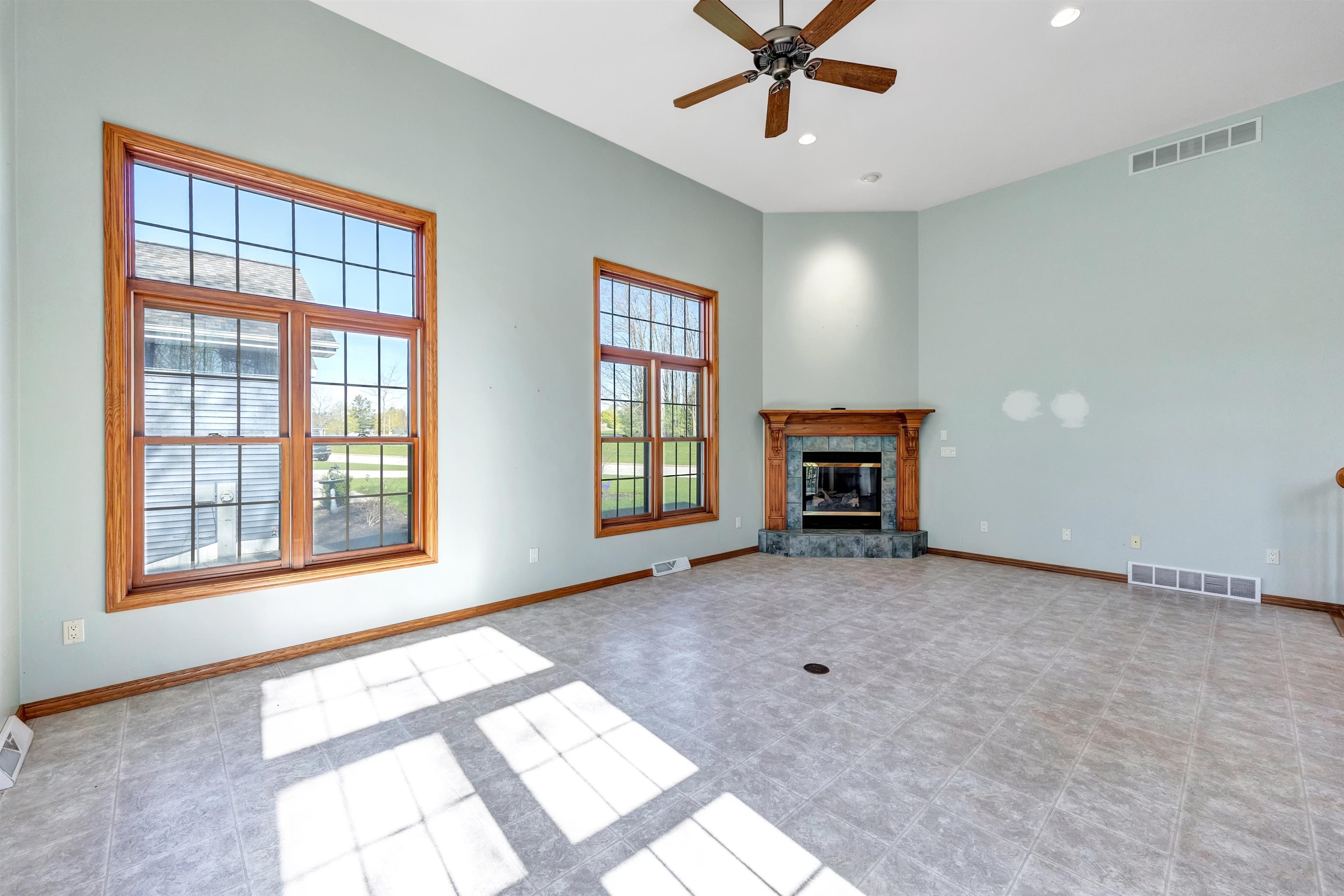 531 Diamond Ridge Circle Denmark, WI 54208 - Photo 10 of 39