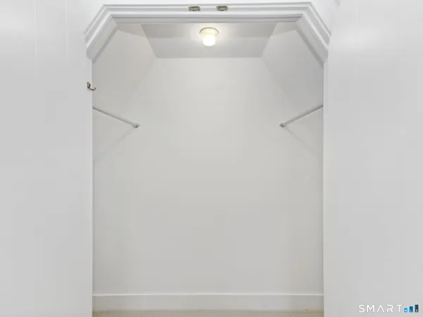 $2,300 | 212 New Canaan Avenue, Unit COTTAGE, Norwalk, CT 06850