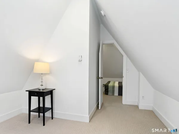 $2,300 | 212 New Canaan Avenue, Unit COTTAGE, Norwalk, CT 06850