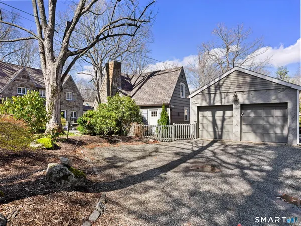 $2,300 | 212 New Canaan Avenue, Unit COTTAGE, Norwalk, CT 06850