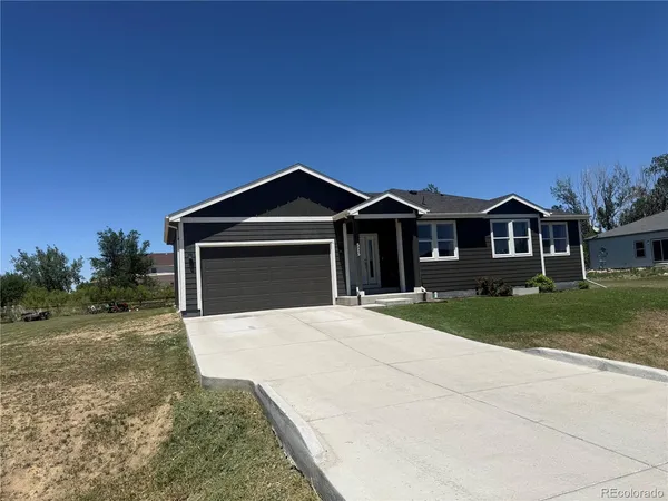 $575,000 | 525 Foxtail Drive, Hudson, CO 80642