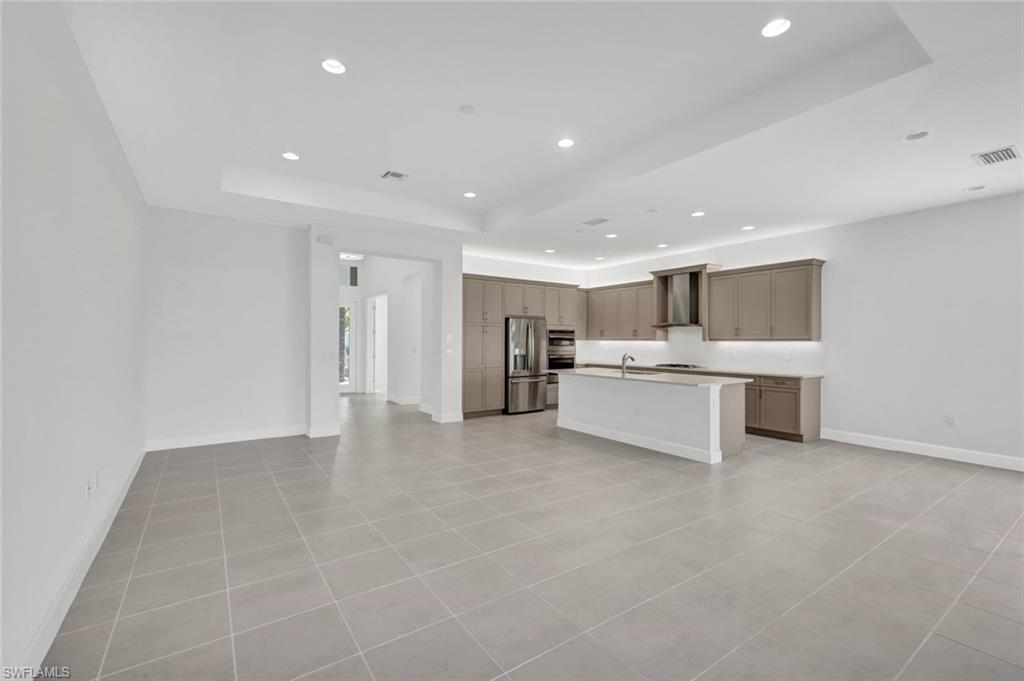 11809 Drake Lane Naples, FL 34120 - Photo 3 of 28 Gallery Image 3