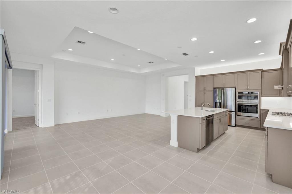 11809 Drake Lane Naples, FL 34120 - Photo 4 of 28 Gallery Image 4