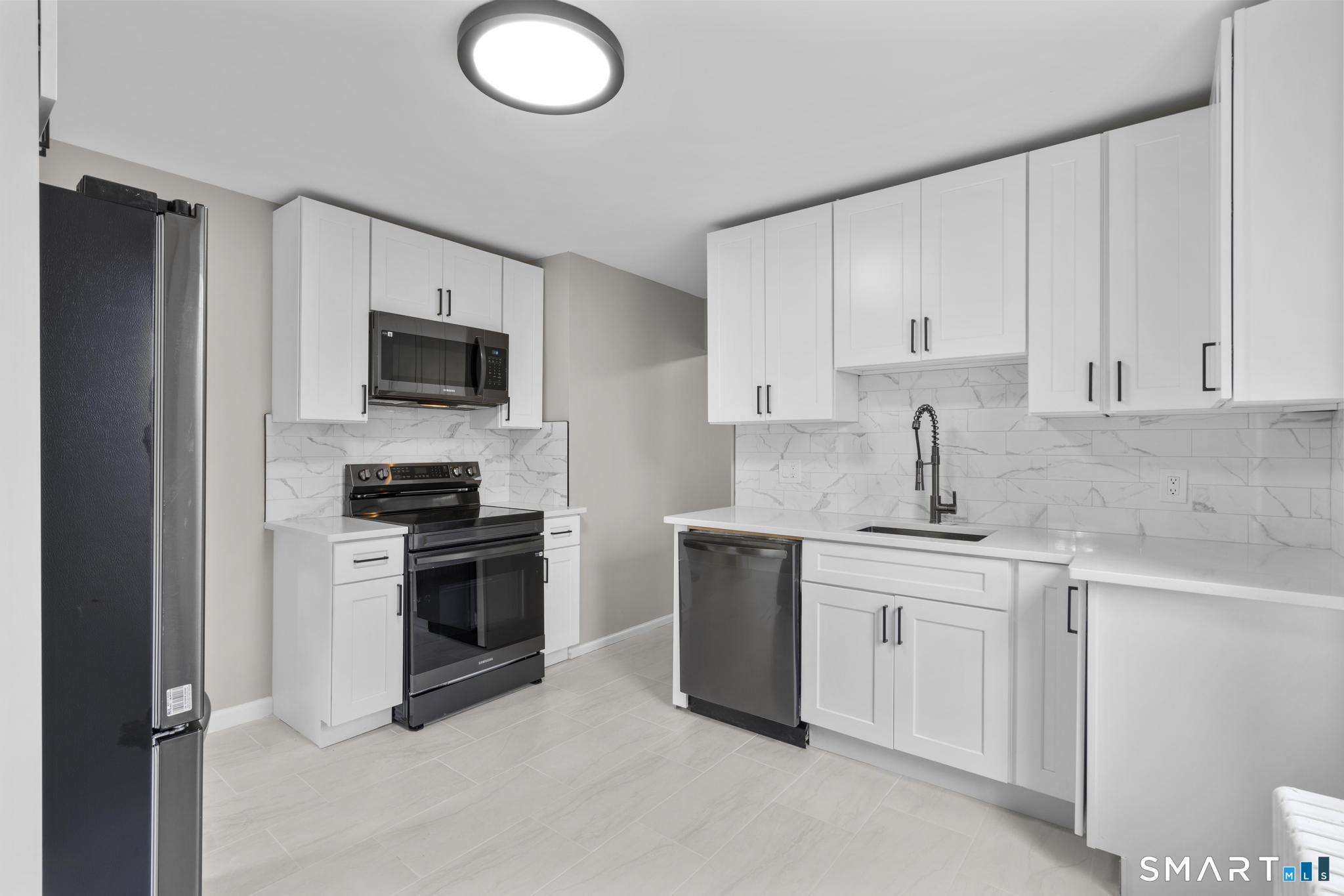 48 Maud Street Torrington, CT 06790 - Photo 18 of 35