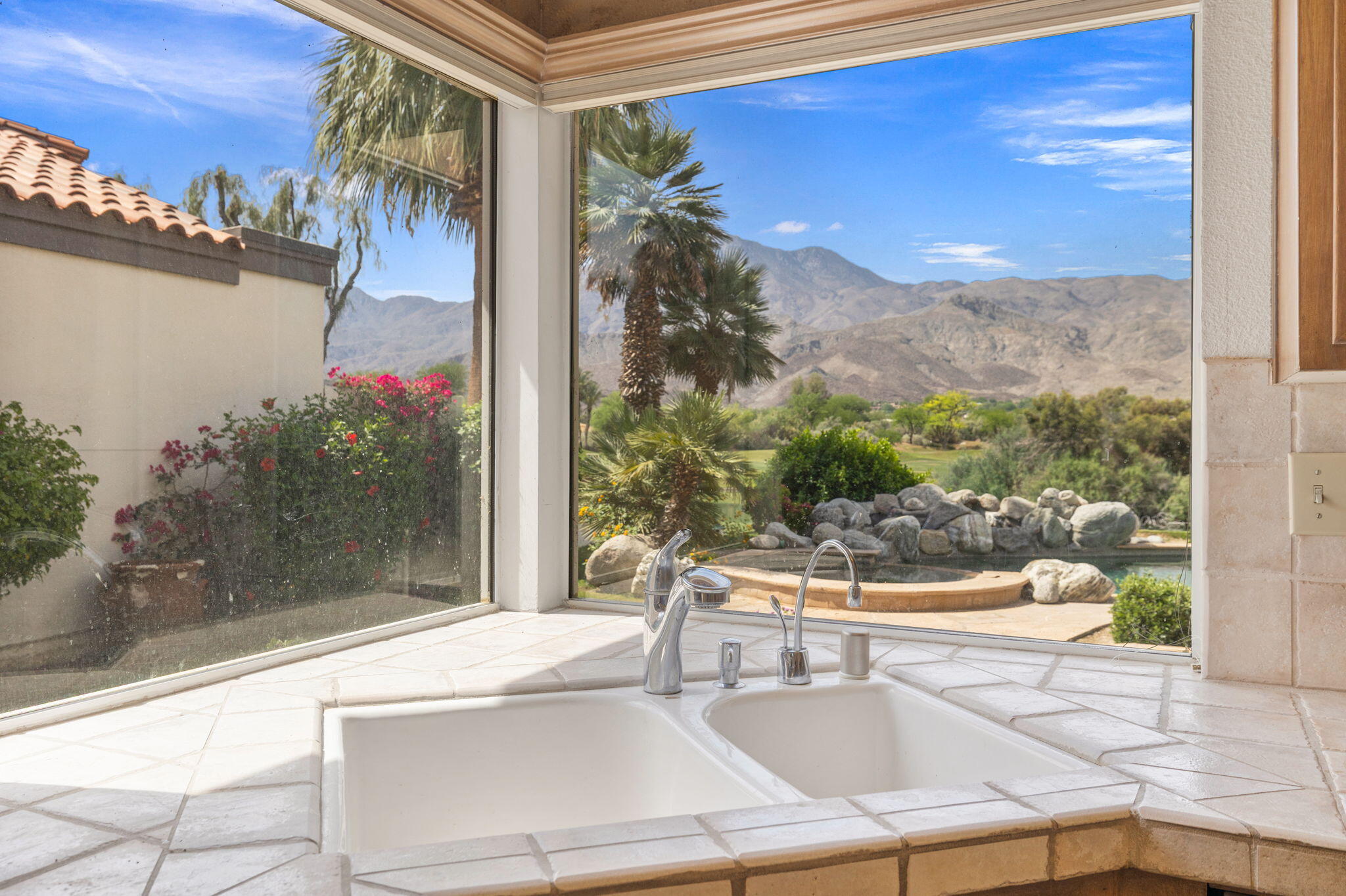 57301 Merion La Quinta, CA 92253 - Photo 15 of 52 45-web-or-mls-8M4A3886