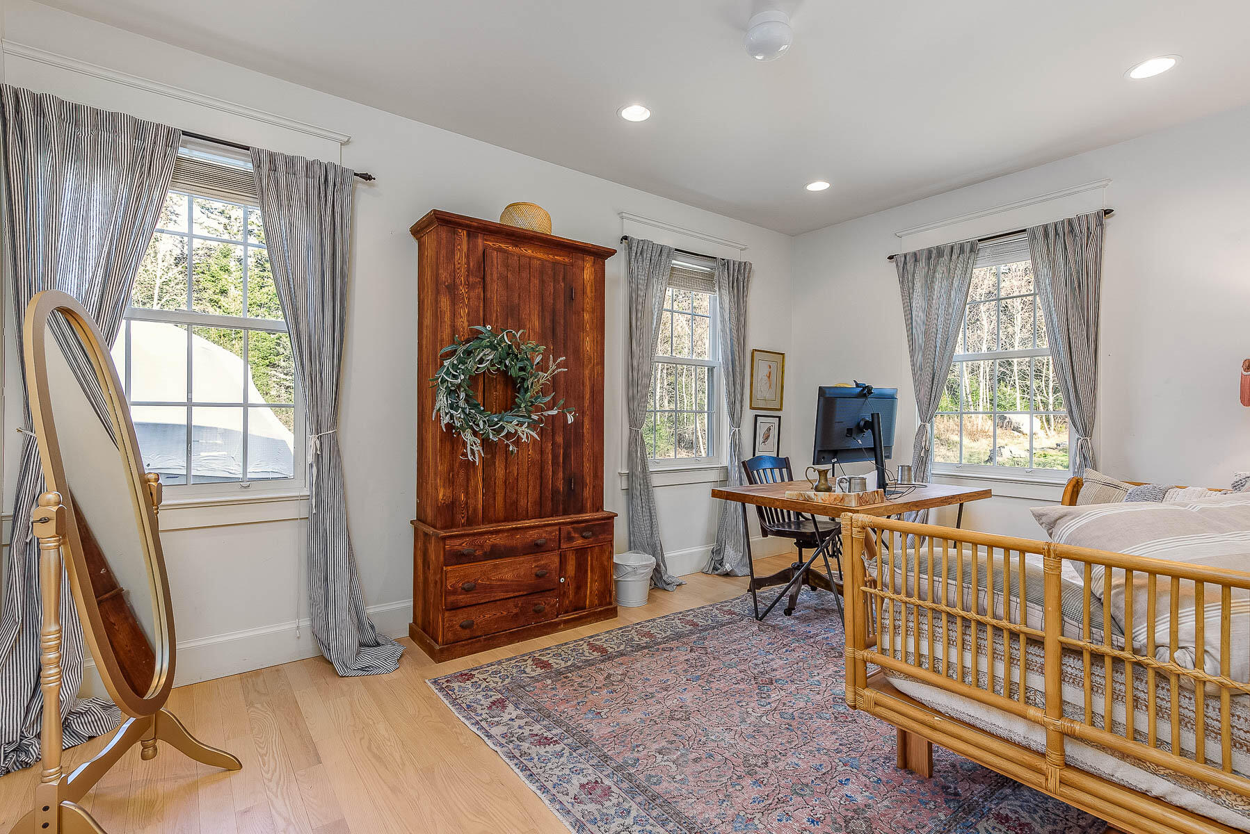 141 Samoset Road Boothbay Harbor, ME 04538 - Photo 13 of 19 Office within suite