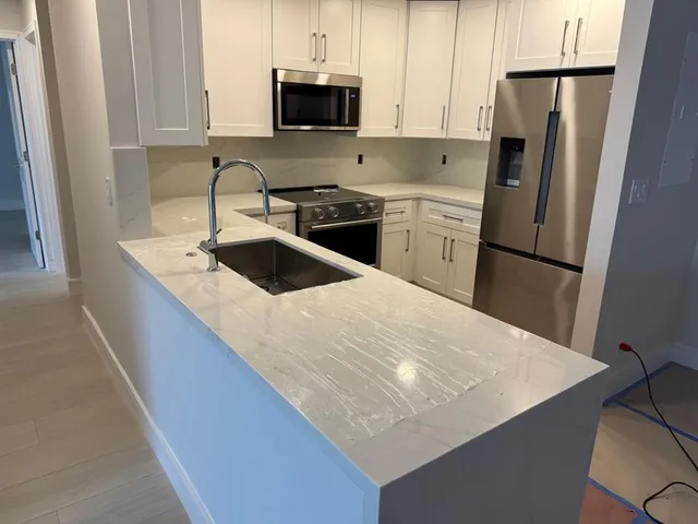 $479,000 | 6347 Bay Club Drive, Unit 3, Fort Lauderdale, FL 33308