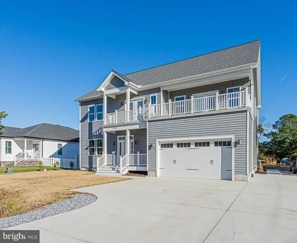 $699,990 | 37727 Lagoon Lane, Ocean View, DE 19970