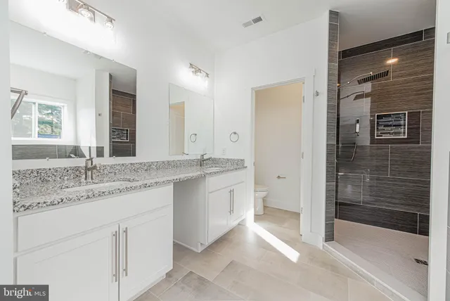 $699,990 | 37727 Lagoon Lane, Ocean View, DE 19970