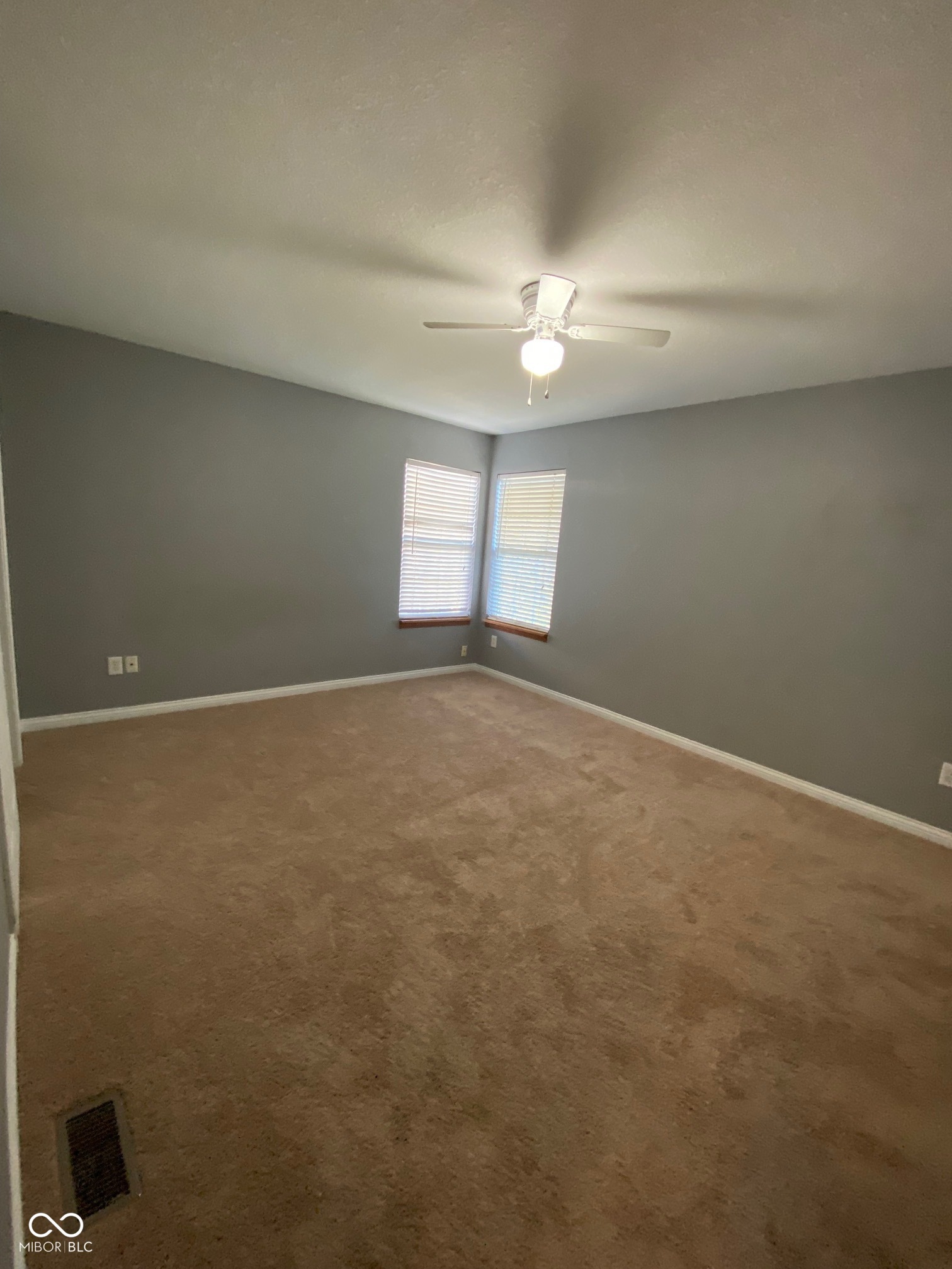 6625 Wolverine Way Indianapolis, IN 46237 - Photo 20 of 28