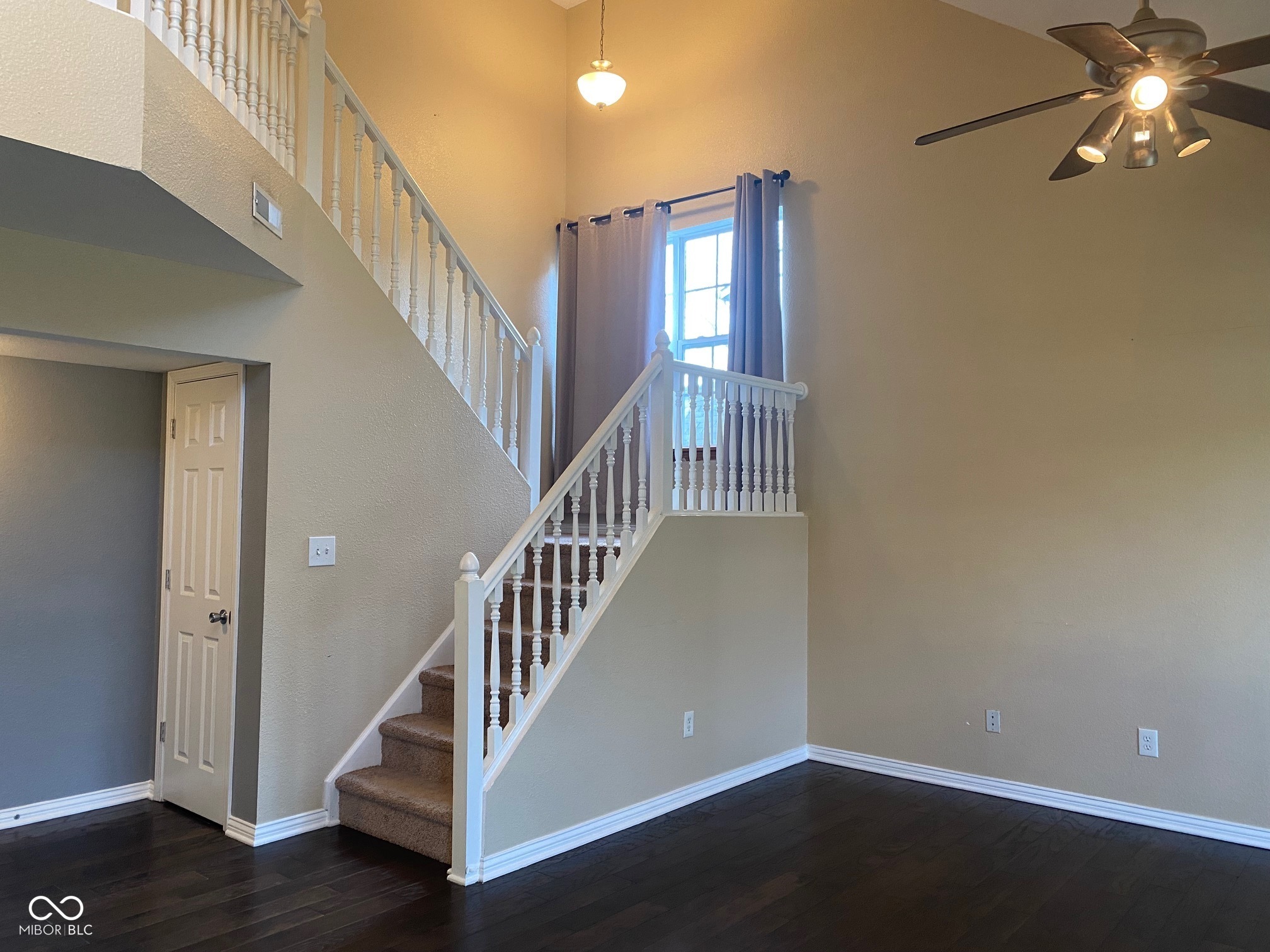 6625 Wolverine Way Indianapolis, IN 46237 - Photo 4 of 28