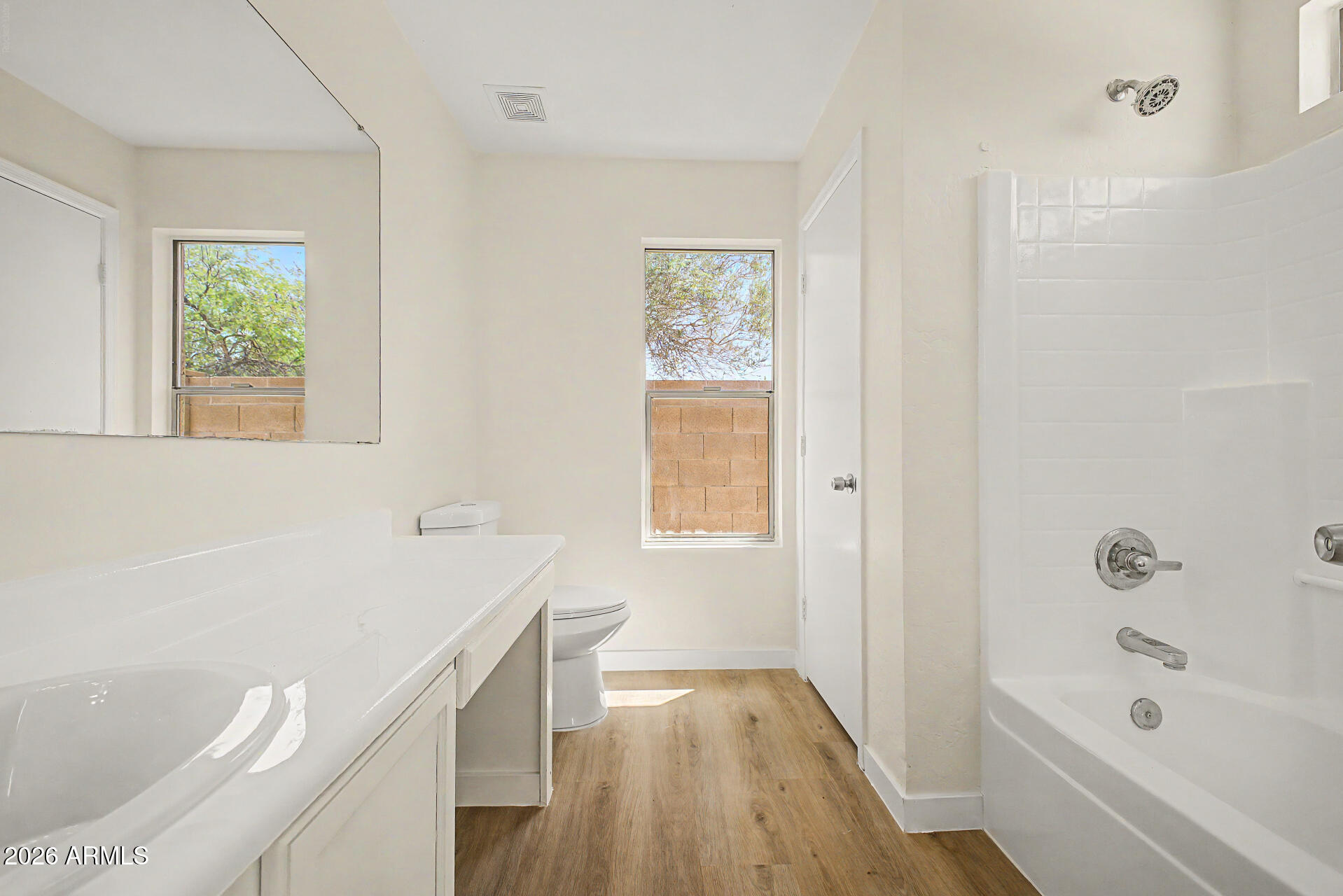 3149 West Maldonado Road Phoenix, AZ 85041 - Photo 14 of 27 15 - Maldonado