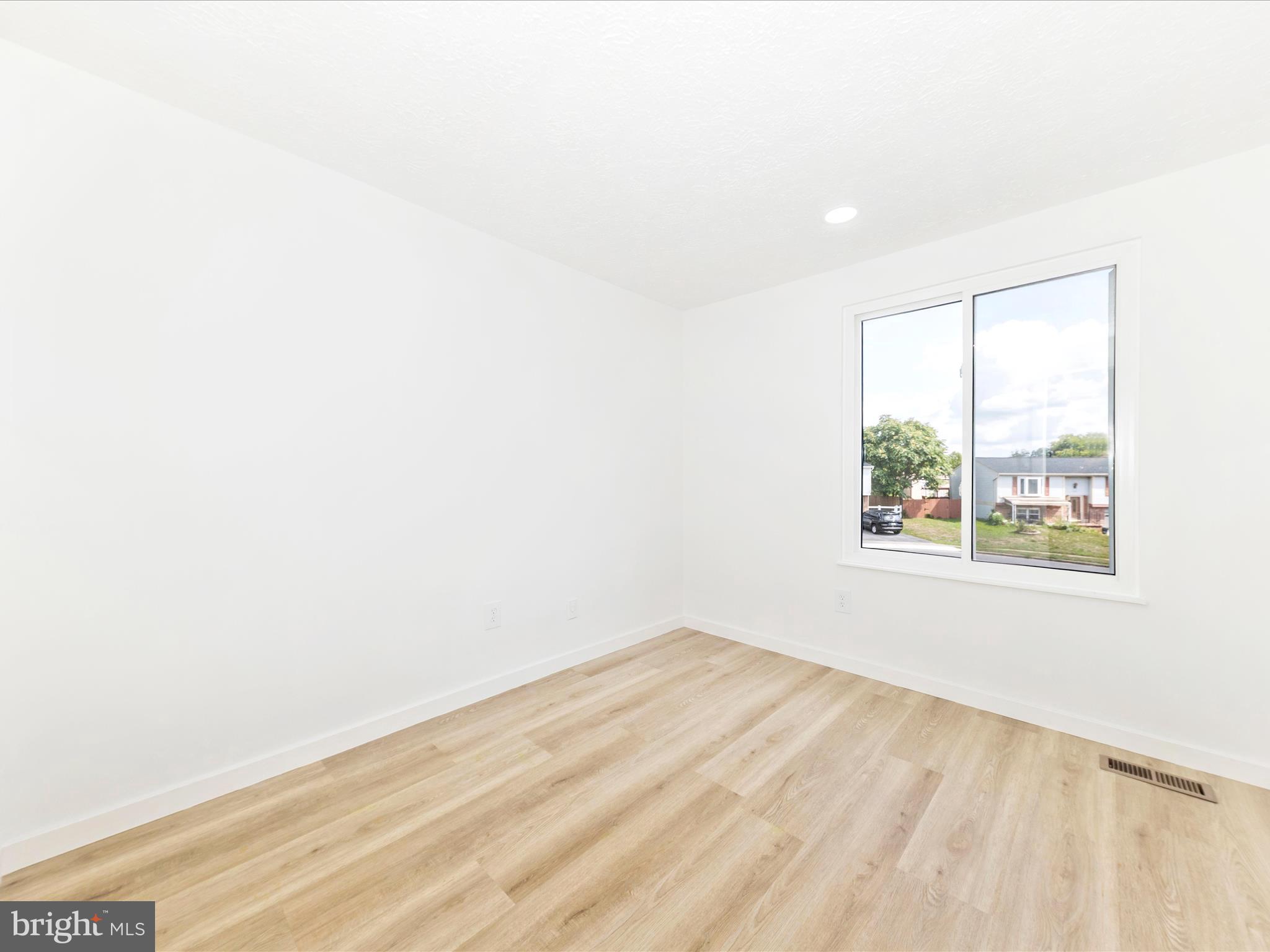 543 Logan Street Frederick, MD 21701 - Photo 26 of 47 IMG_4645