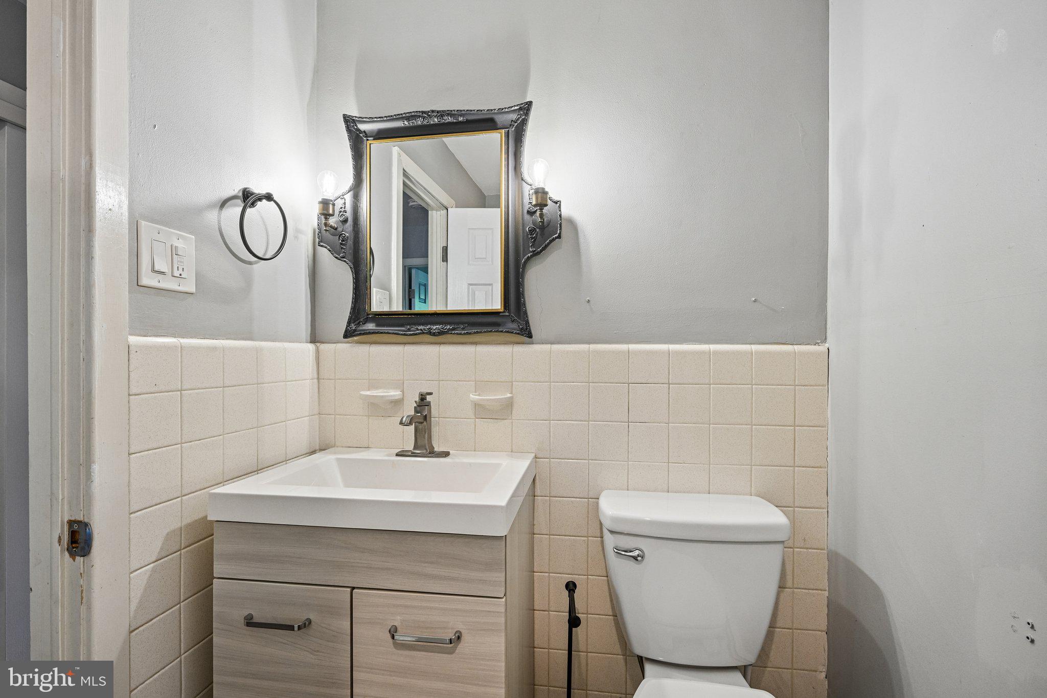 7810 Winston Road Philadelphia, PA 19118 - Photo 18 of 39 Gallery Image 18