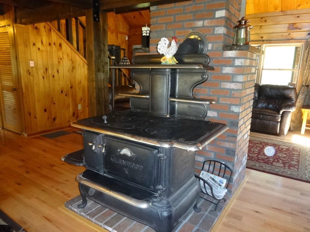 82 Airport Road Winterport, ME 04496 - Photo 8 of 35 Antique enthusiasts will love this...