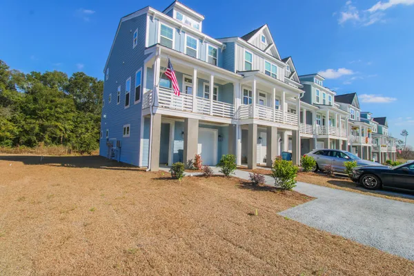 $3,550 | 406 Katies Scenic Court, Wando, SC 29492
