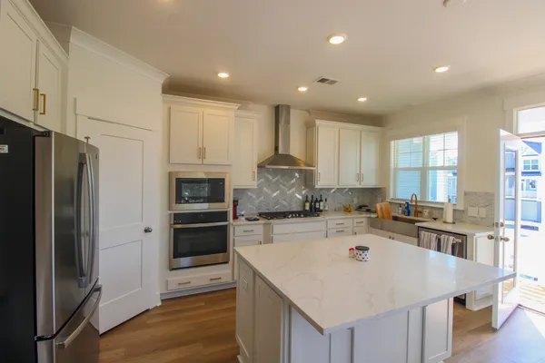 $3,550 | 406 Katies Scenic Court, Wando, SC 29492