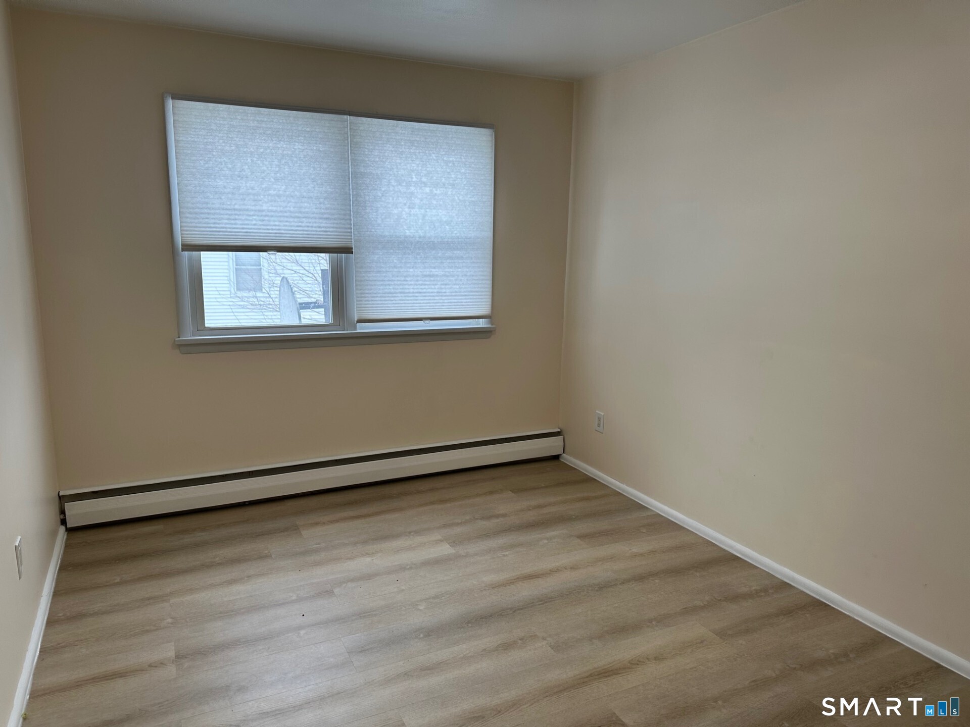 287 East Road Bristol, CT 06010 - Photo 14 of 17