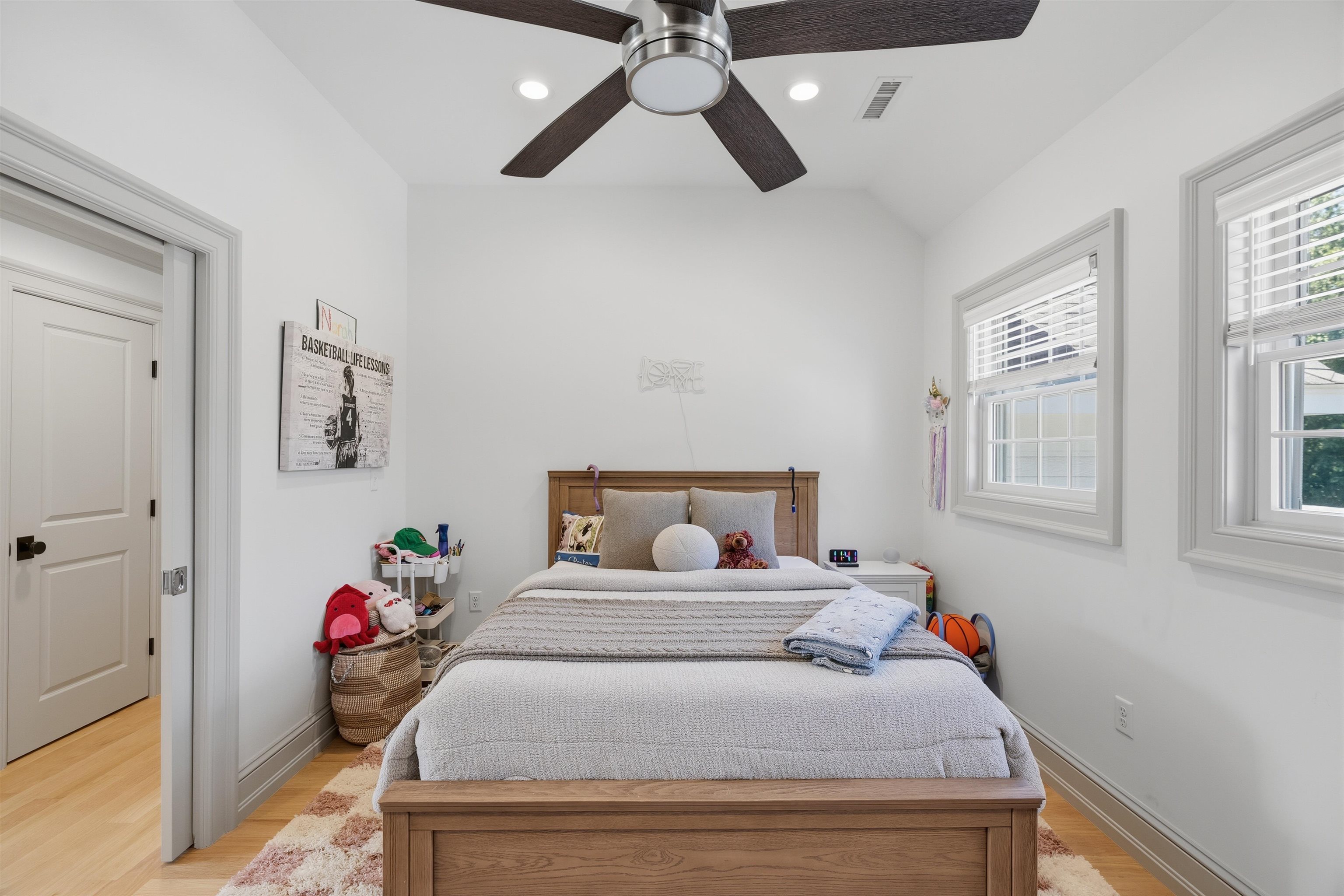 17 Bennington Road Windham, NH 03087 - Photo 33 of 58 Gallery Image 33