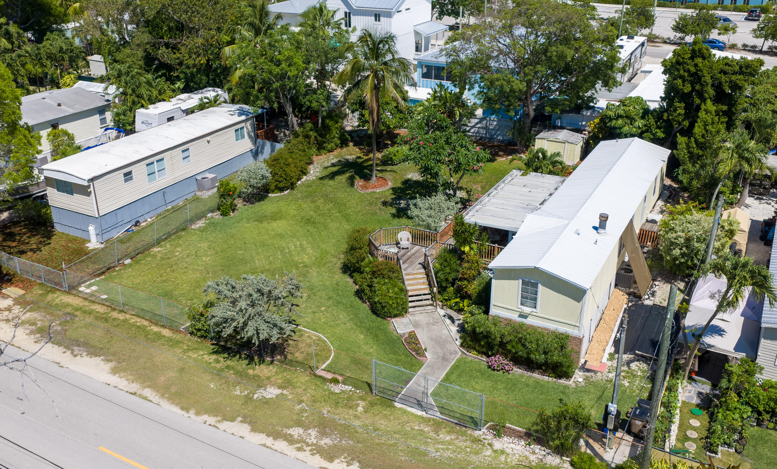 917 Plantation Road Key Largo, FL 33037 - Photo 29 of 31 Spacious 2 lots