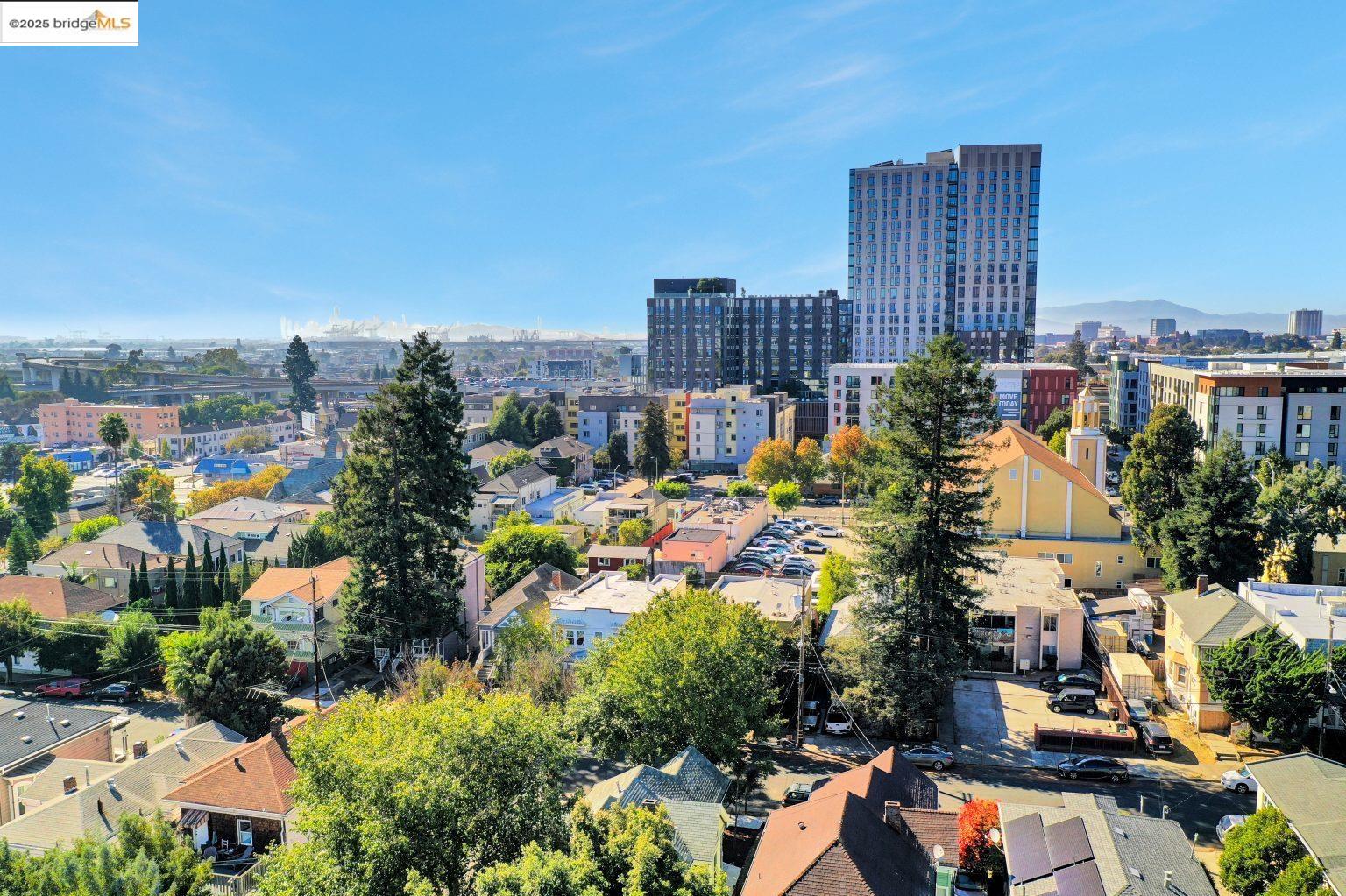 3830 Clarke Street Oakland, CA 94609 - Photo 40 of 41 a view of a city