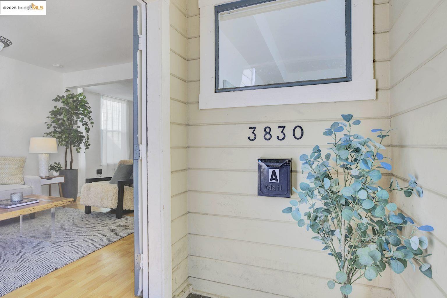 3830 Clarke Street Oakland, CA 94609 - Photo 4 of 41 a bathroom with a bathtub and a shower