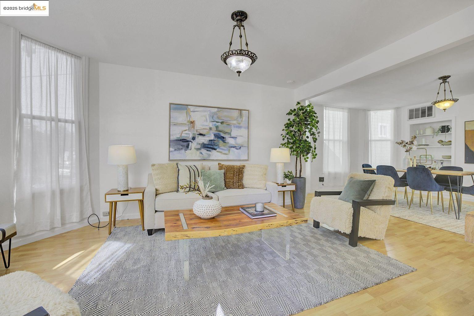 3830 Clarke Street Oakland, CA 94609 - Photo 5 of 41 a living room with furniture
