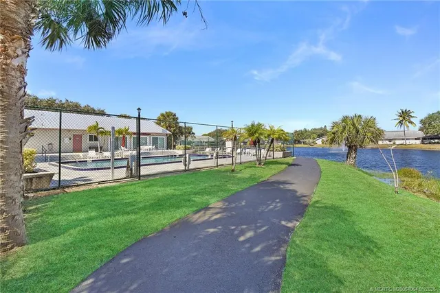 $189,900 | 4041 Northwest Cinnamon Tree Circle, Jensen Beach, FL 34957