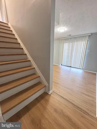 $2,495 | 17 Holland Hill Court, Catonsville, MD 21228