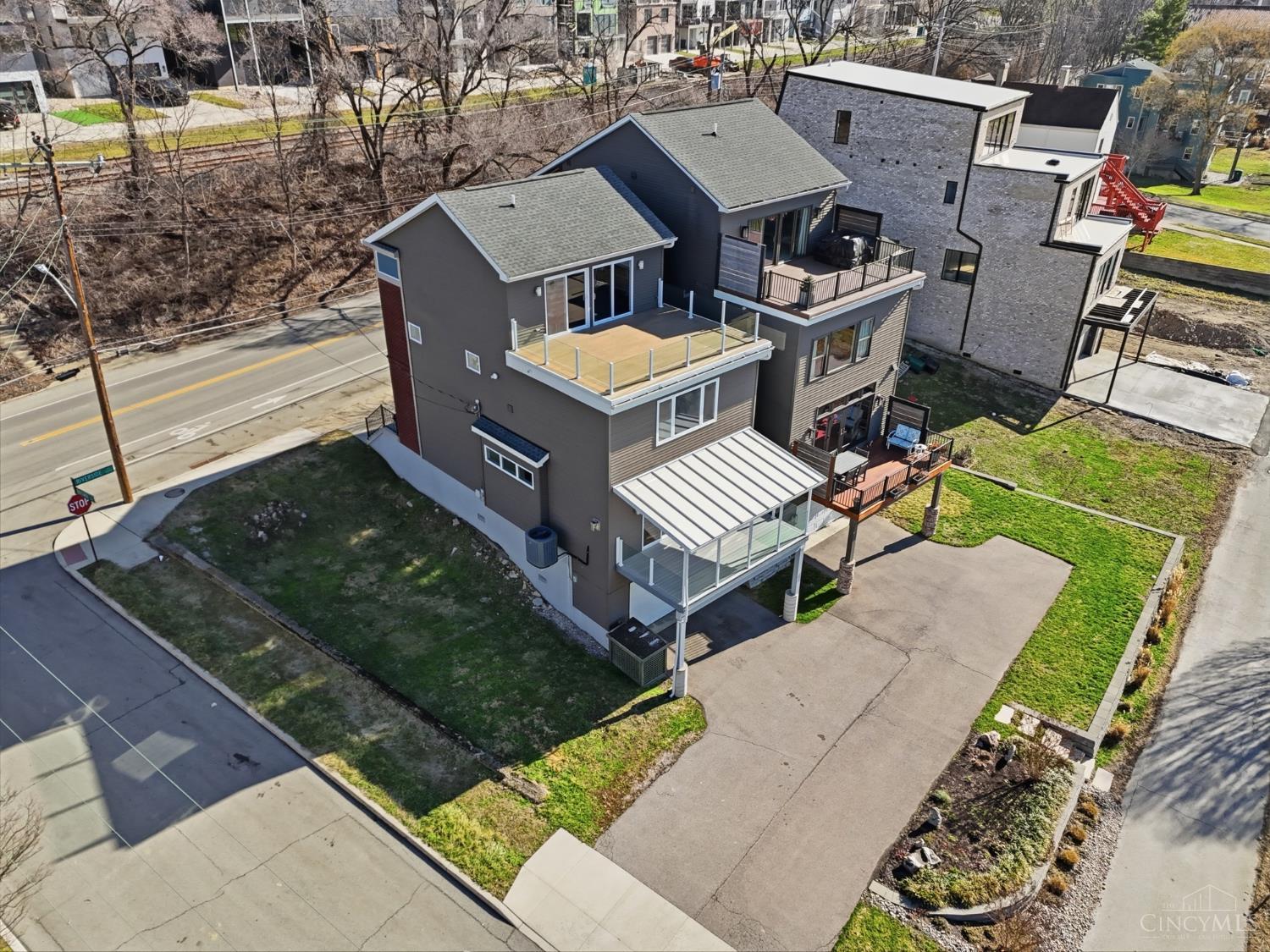 3003 Riverside Drive Cincinnati, OH 45226 - Photo 55 of 65 Gallery Image 55