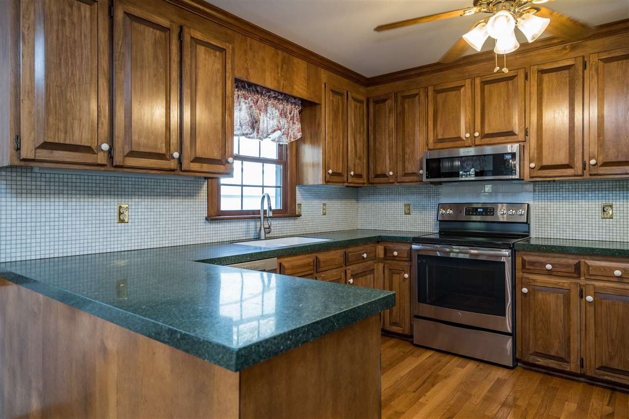 5013 Fielding Drive Raleigh, NC 27606 - Photo 9 of 30 Photo 9