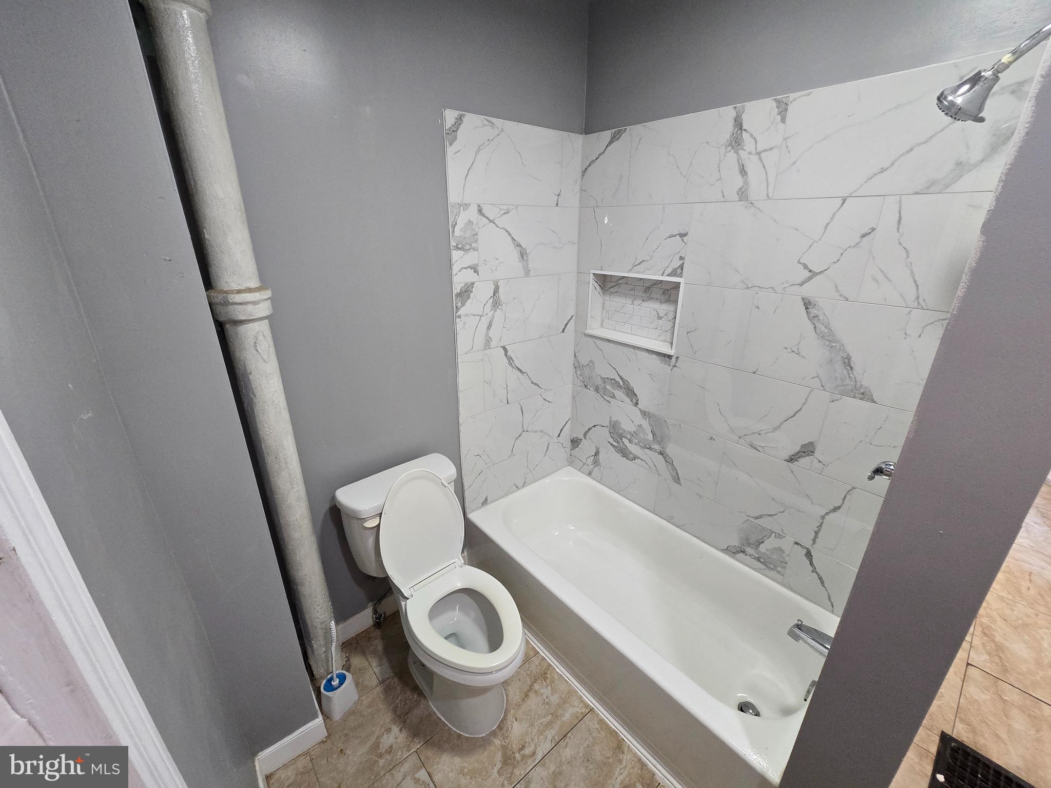 411 Cedar Street Reading, PA 19601 - Photo 13 of 25