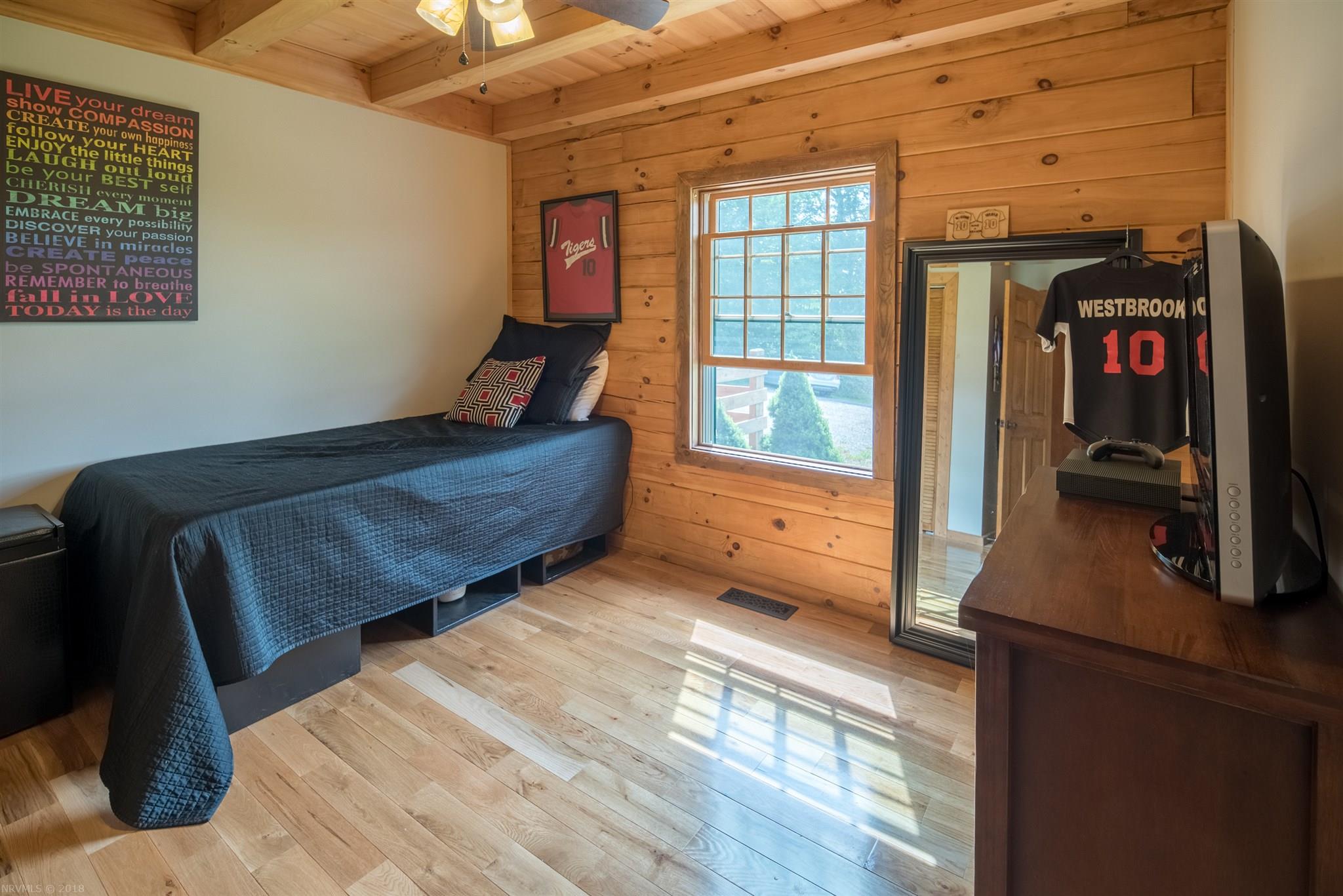 187 Hemlock Ridge Road Hillsville, VA 24343 - Photo 29 of 39 Gallery Image 29