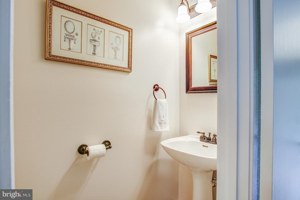 2367 Glade Bank Way Reston, VA 20191 - Photo 8 of 30 Powder Room on Main Level
