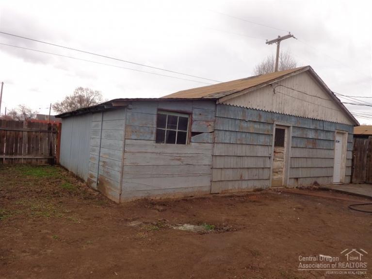 650 Northwest 8th Street Redmond, OR 97756 - Photo 15 of 15 Additional Photo