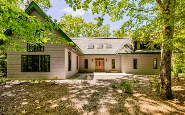 $1,895,000 | 44 Fox Run Road, Sunapee, NH 03782
