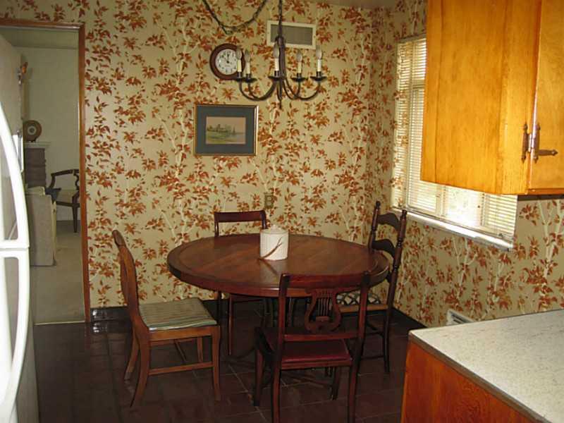 74 Holland Road Churchill, PA 15235 - Photo 14 of 25 Kitchen.