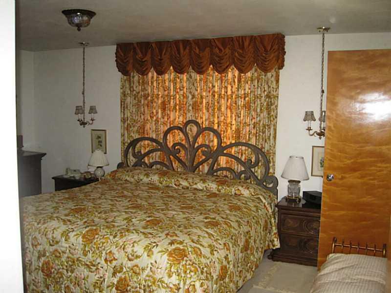 74 Holland Road Churchill, PA 15235 - Photo 15 of 25 Master Bedroom.