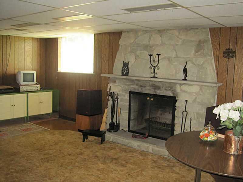 74 Holland Road Churchill, PA 15235 - Photo 20 of 25 Basement/Game Room.