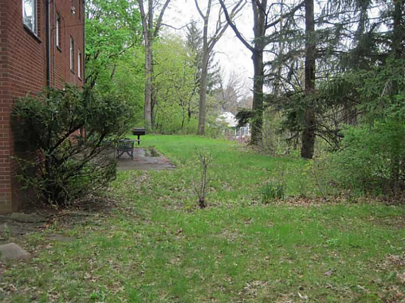 74 Holland Road Churchill, PA 15235 - Photo 23 of 25 Yard/Garden.