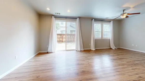 $399,500 | 373 North Amedeo Lane, Unit 373, Clovis, CA 93611