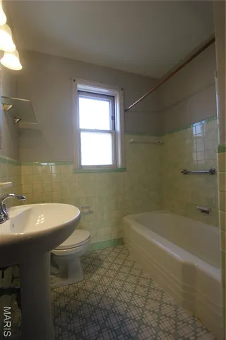 $1,000 | 6601 Alamo Avenue, Unit 2E, Clayton, MO 63105