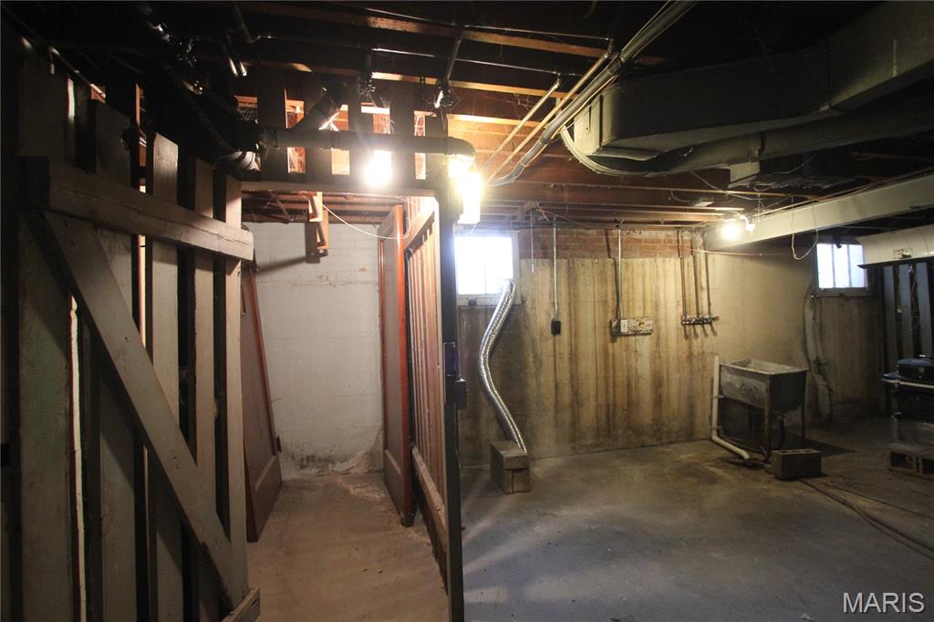 6601 Alamo Avenue, Unit 2E Clayton, MO 63105 - Photo 10 of 12