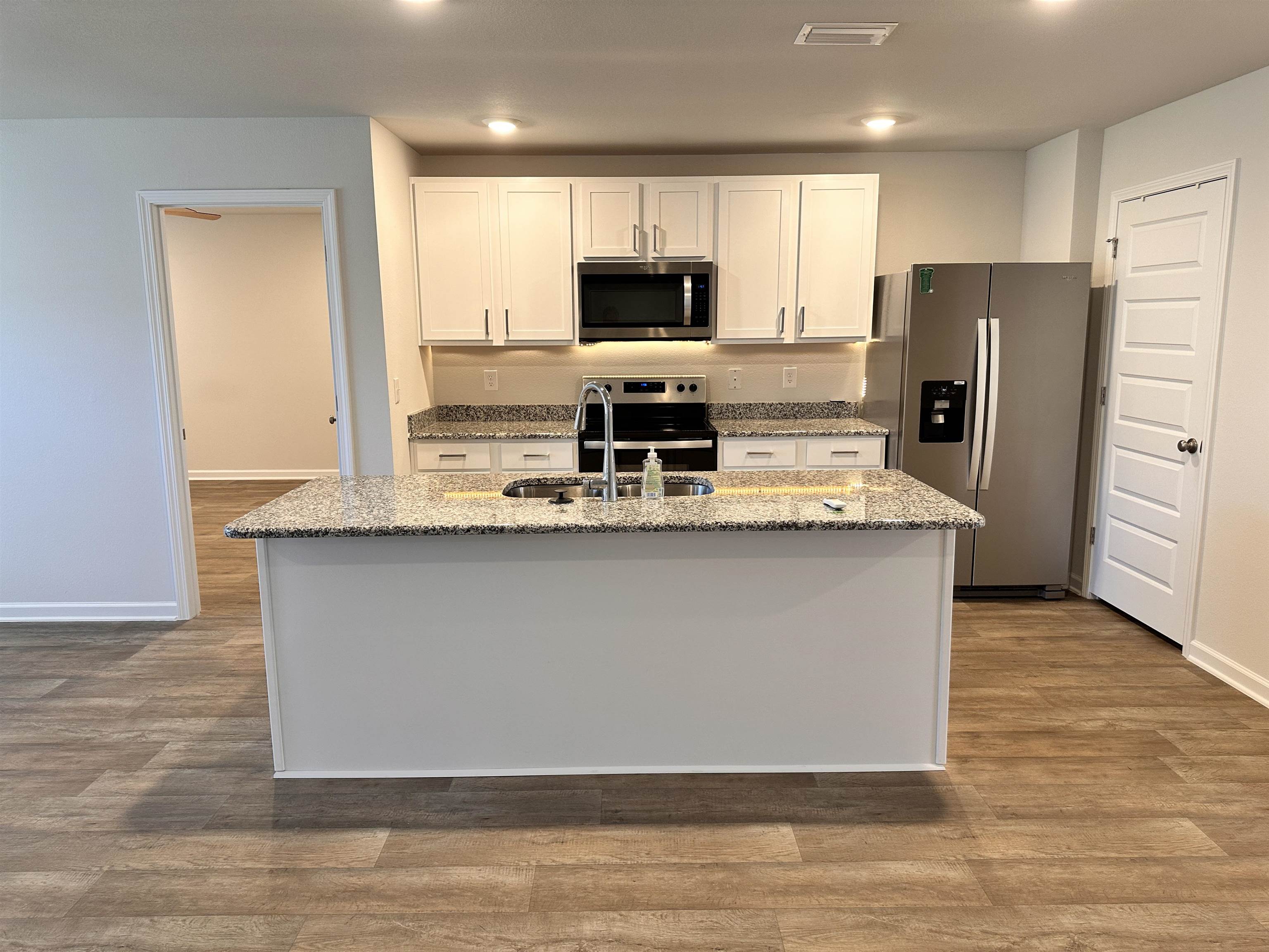 23835 Unbridled Loop Daphne, AL 36526 - Photo 8 of 25 Kitchen
