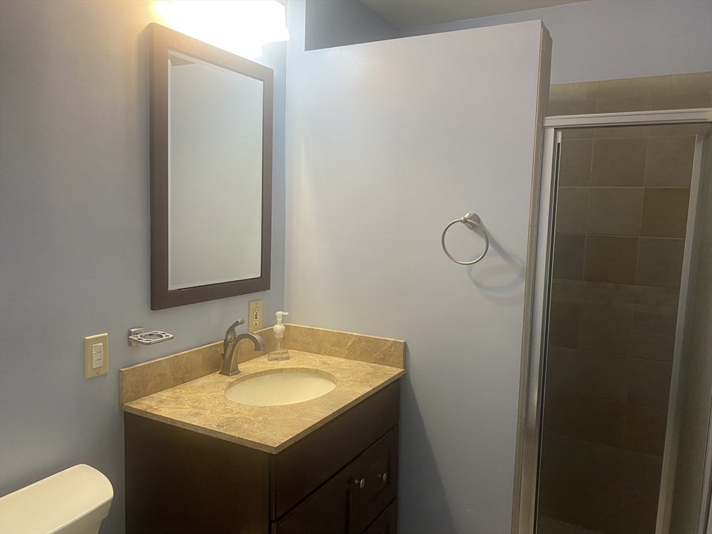 27 Chestnut Hill Road South Hadley, MA 01075 - Photo 18 of 37 Gallery Image 18