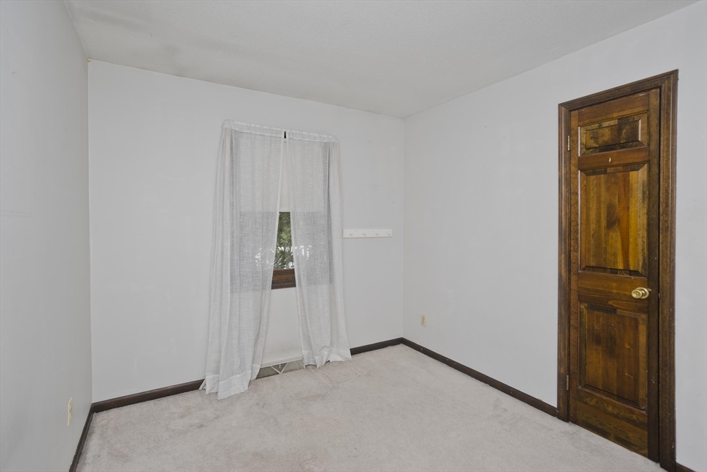27 Chestnut Hill Road South Hadley, MA 01075 - Photo 36 of 37 Gallery Image 36