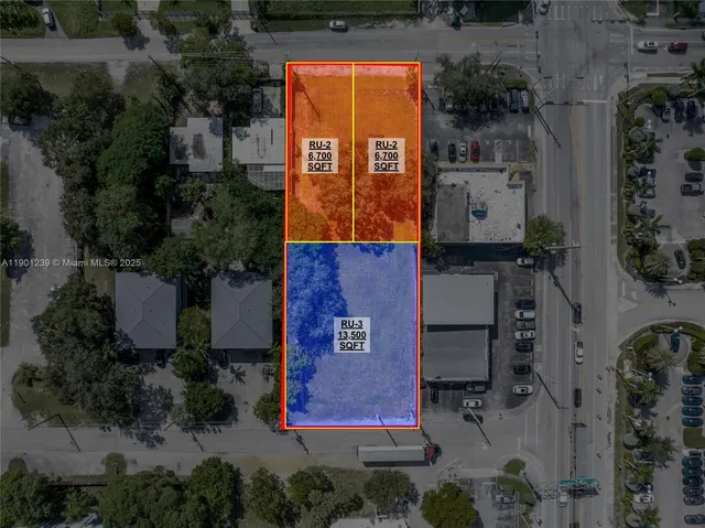 an aerial view of a house with yard swimming pool and outdoor seating