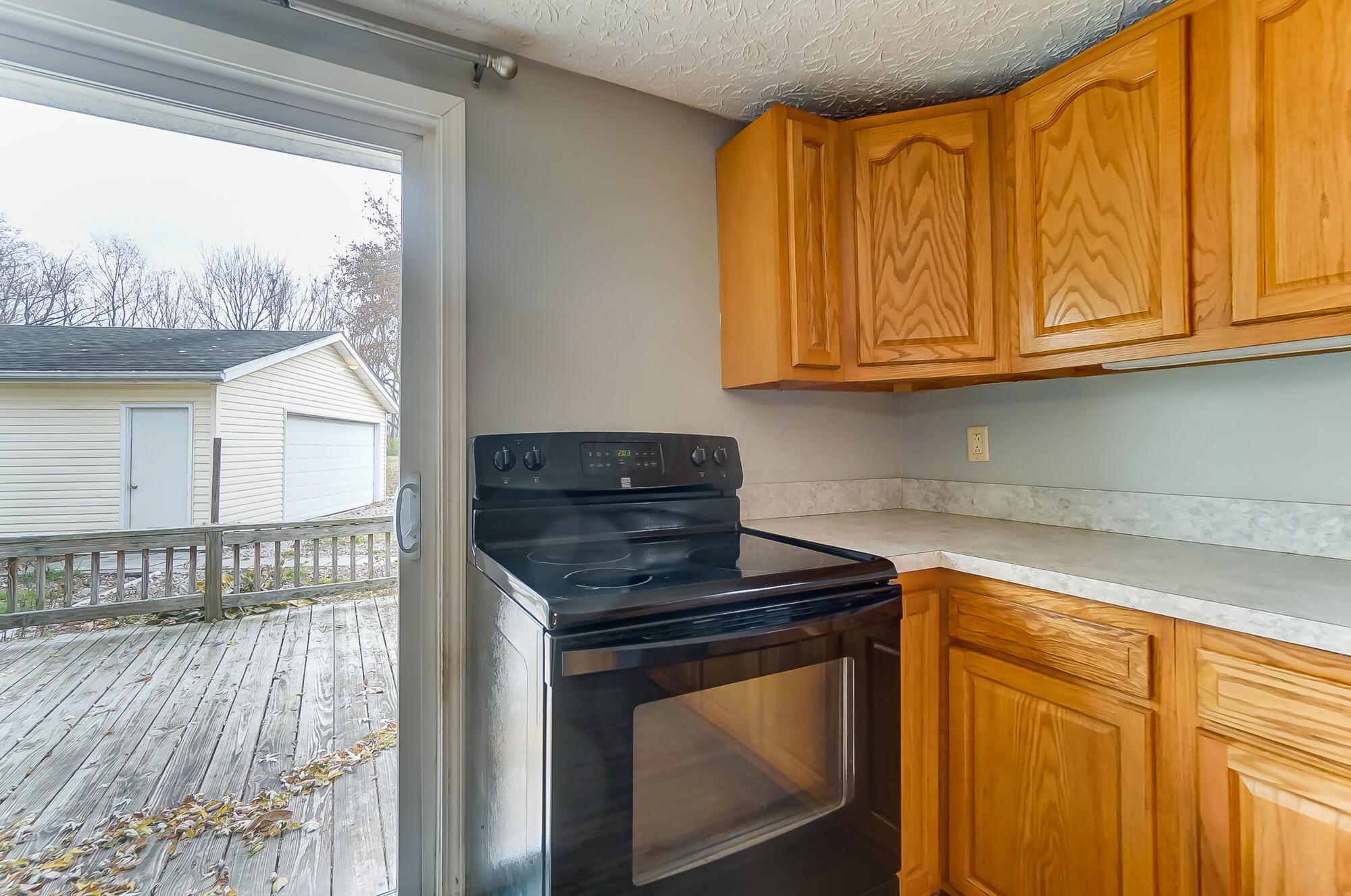 2194 Smeltzer Road Marion, OH 43302 - Photo 12 of 42 012